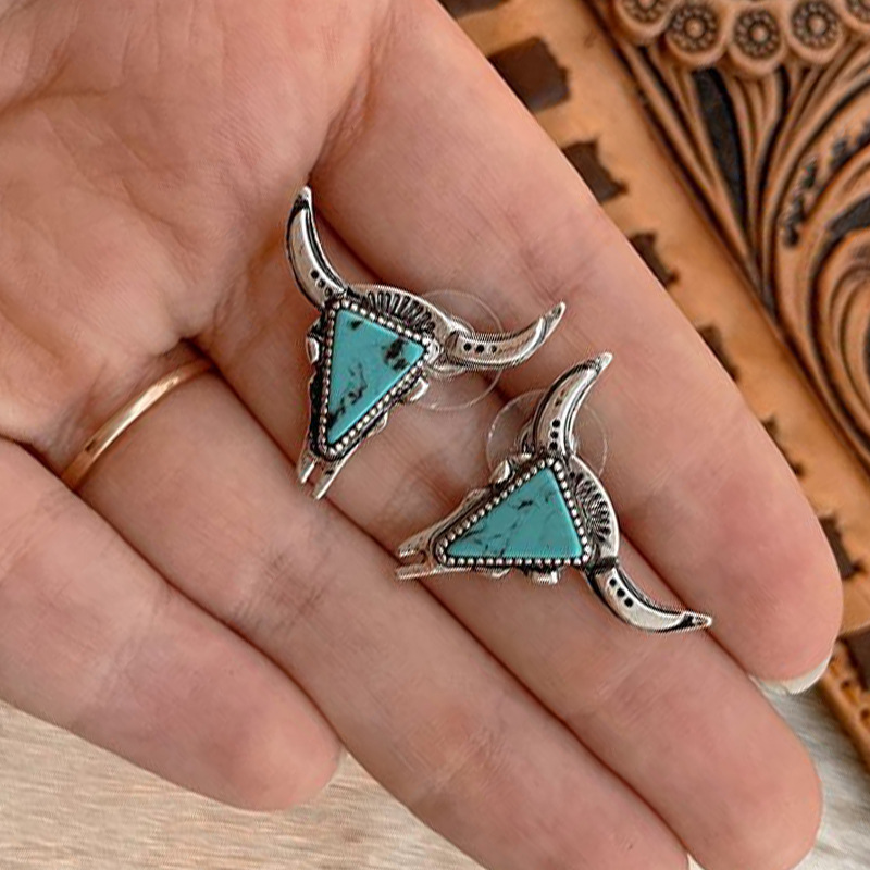 1 Pair Ethnic Style Animal Plating Alloy Drop Earrings display picture 3