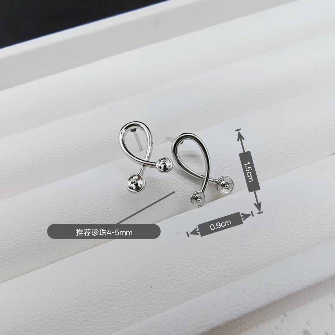 Perla de alta sensibilidad 925 agujas de plata 18k chapadas en oro pendientes huecos accesorios de material femenino fábrica al por mayor