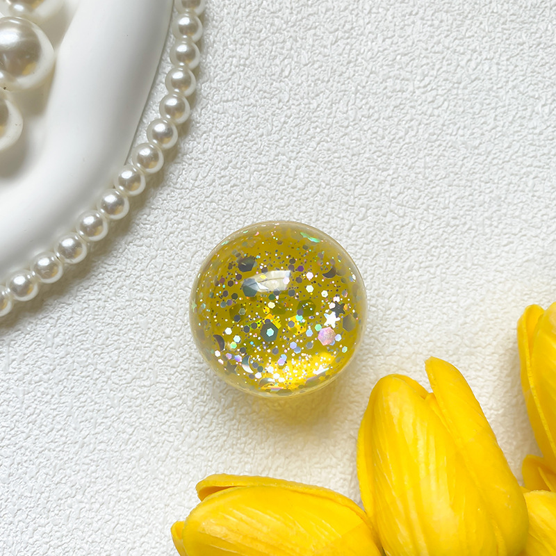 Untitled-1_0005_Crystal Ball Stand-Sequins-Transparent Yellow