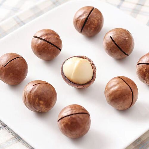 250g Macadamia Nut Cream Flavor Thin-Skinned Nuts for Delivery, Open Milk Fragrance New Year Snacks, Hand-Peeled Macadamia Nuts
