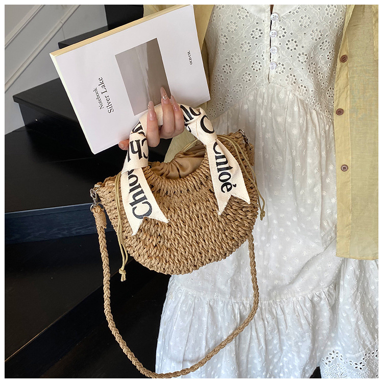 2025 New straw woven bag, large capacity, retro straw woven bag, basket style, casual and versatile beach bag for women undefined