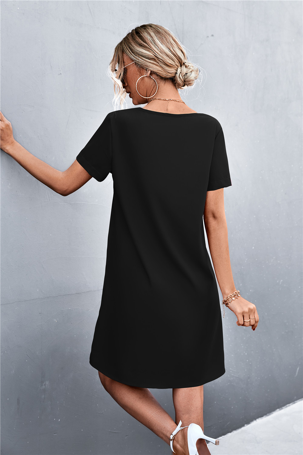 Women's V-neck Lace Patchwork Dress For Summer Occasions_voghion.com