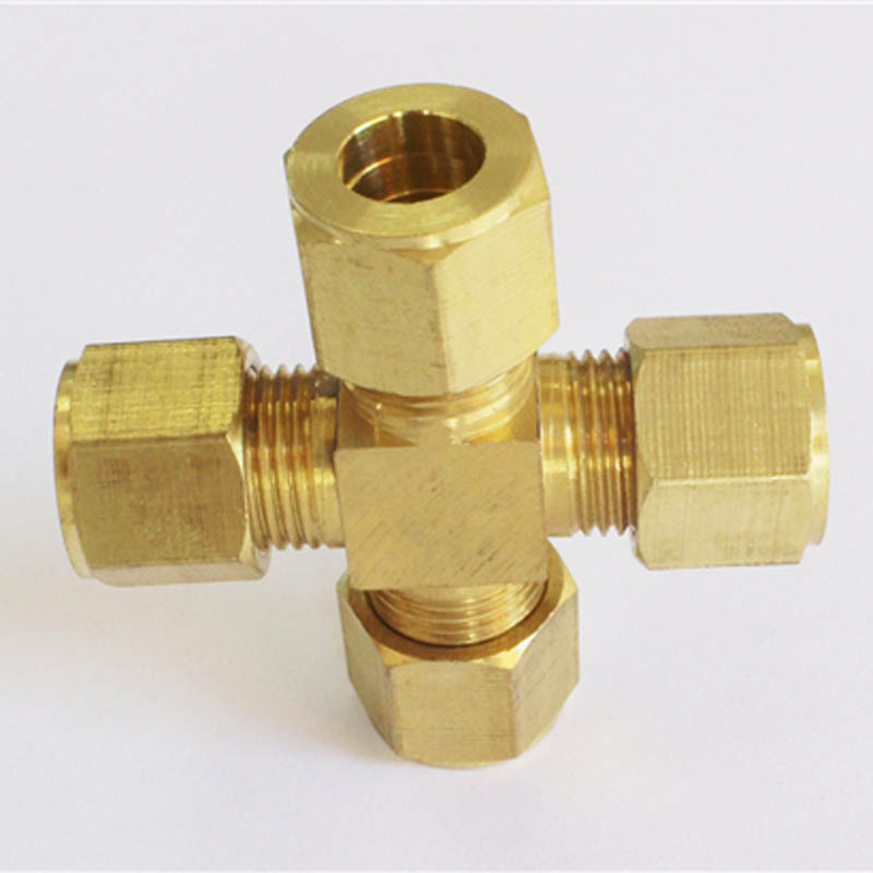 源头工厂镀锌内丝牙立体四通接头 不锈钢四通接头