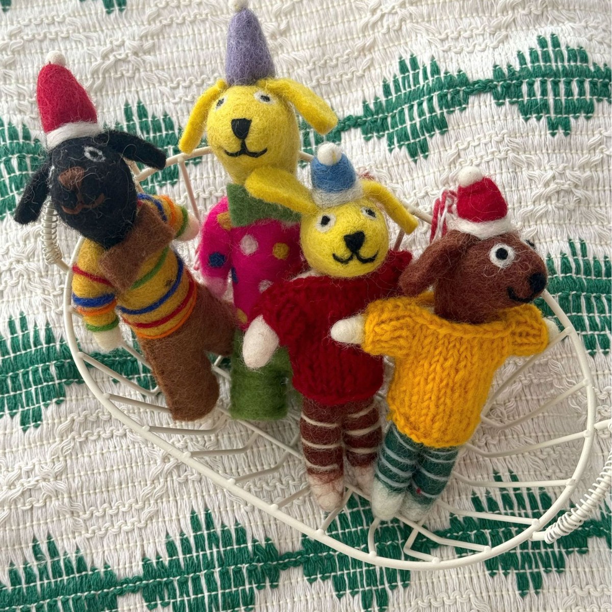 尼泊尔手工羊毛毡挂件韩国东大门同款时髦狗狗细狗挂视圣诞节装饰