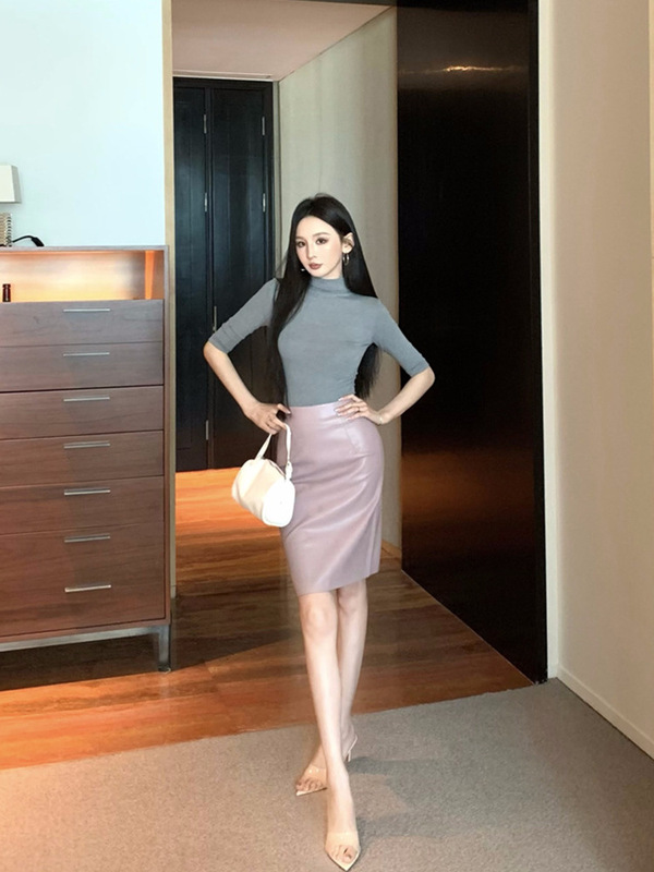 女装高级感气质半袖T恤修身显瘦半高领上衣半身裙皮裙两件套秋装|undefined