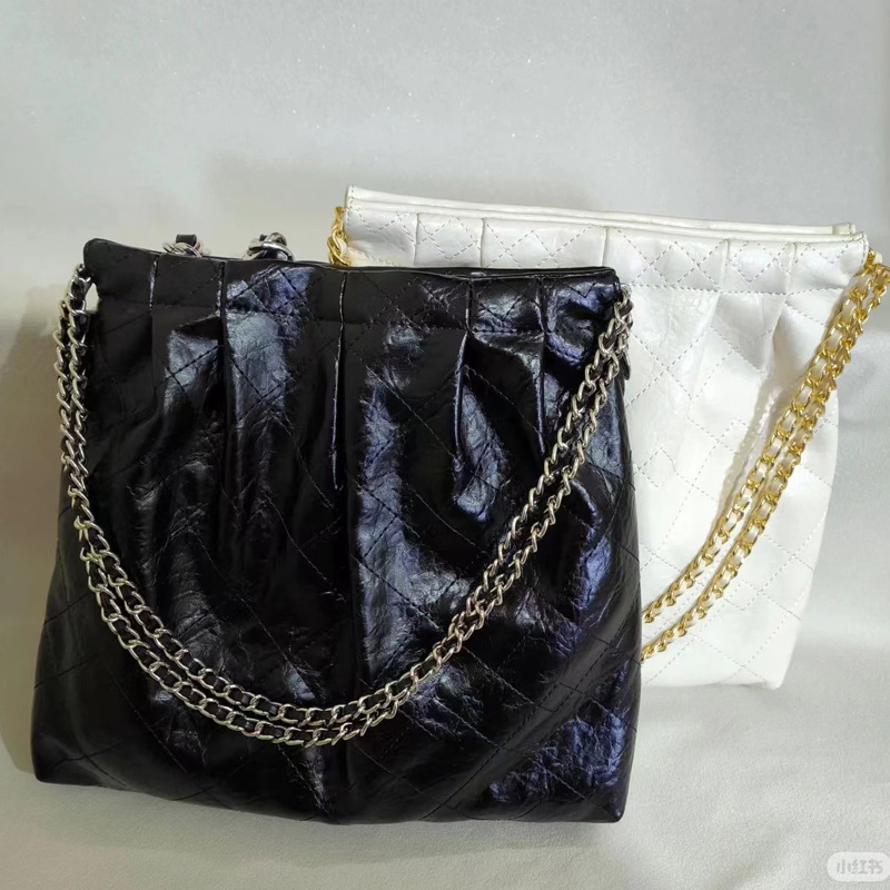 Little C's New Single-Shoulder Handbag, Quilted Chain Tote Bag, Versatile and Fashionable, Large Capacity Trendy Trash Bag