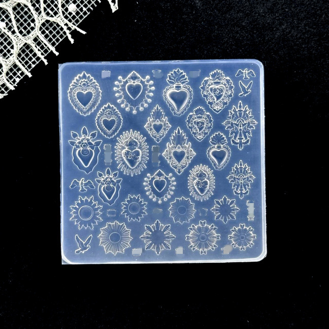 Popular new trendy Saint Heart Light Prayer mold, nail art mold, silicone nail mold, press-on nail mold Popular new trendy Saint Heart Light Prayer mold, nail art mold, silicone nail mold, press-on nail mold