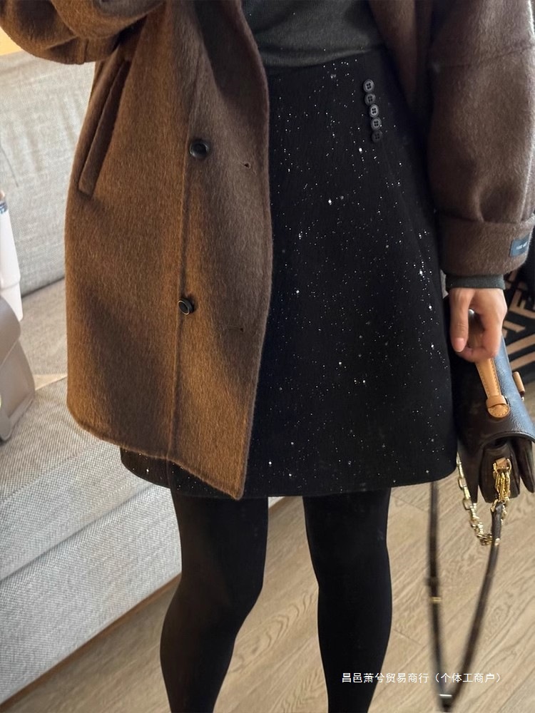 Demi-season skirt, design mini-skirt, french style, 2025 years, plus size, trend of season