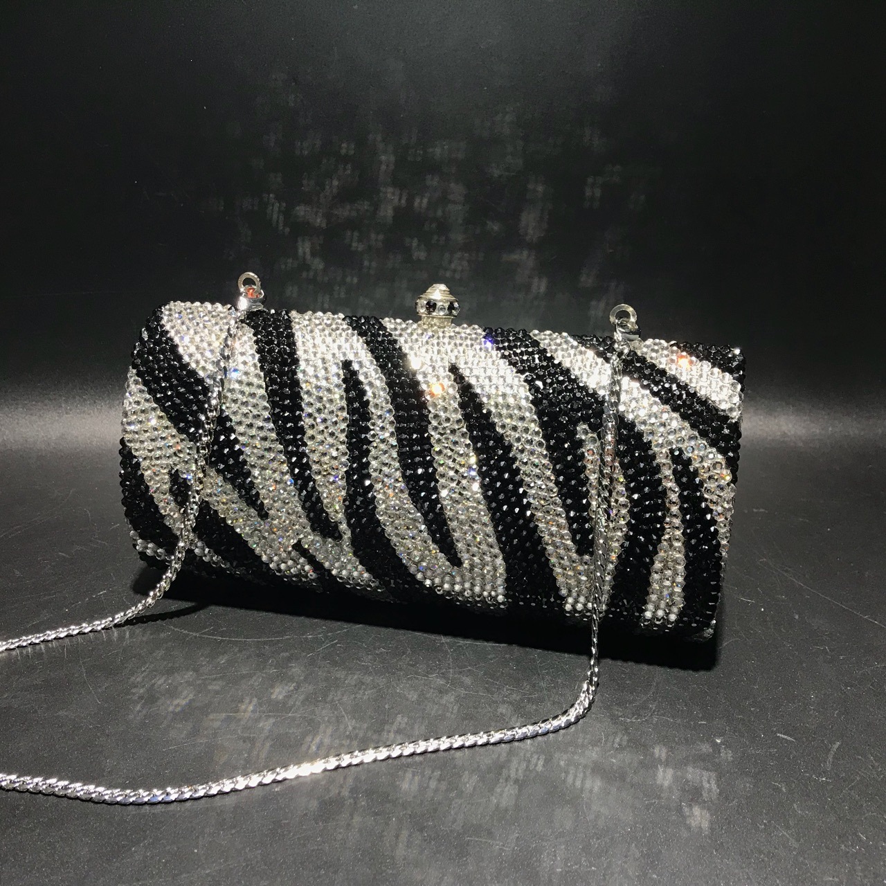 Transfronterizos nuevos cebra diamantes bolsa de cena europea y americana bolsa de diamantes de mano mano de mujer bolsa de diamantes de mano