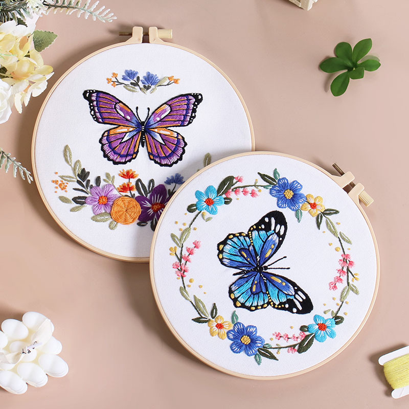 Original nuevo paquete de materiales de bordado DIY mano mariposa amor flores mariposa kit de bordado cruzado venta caliente Inglés creativo