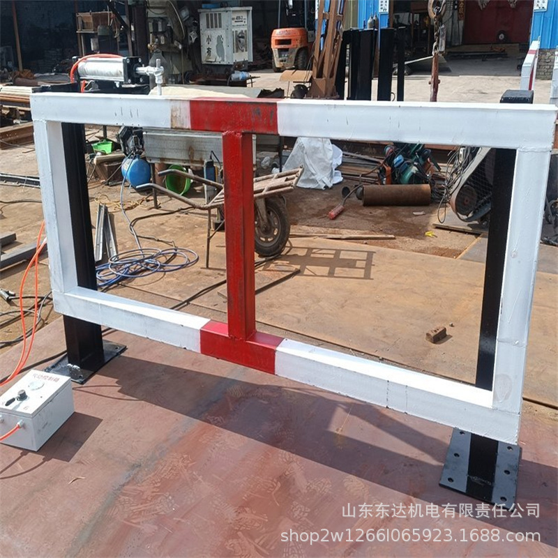 气动挡车门 (16).jpg