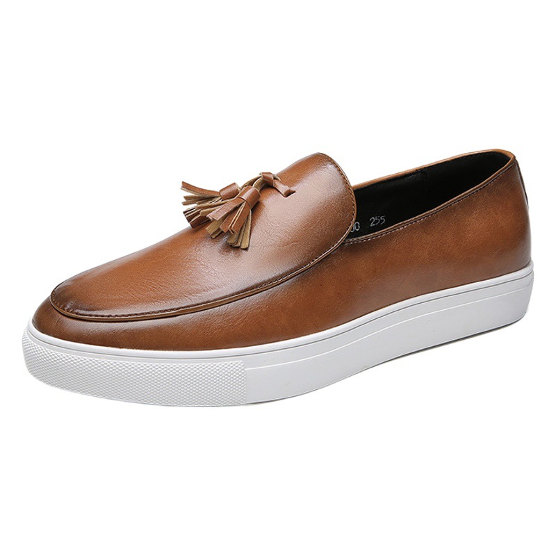 Transfronterizo nuevo más tamaño borla zapatillas hombres de moda europea y americana pasarela slip-on zapatos de cuero de los hombres de negocios personalizados zapatillas de deporte casuales