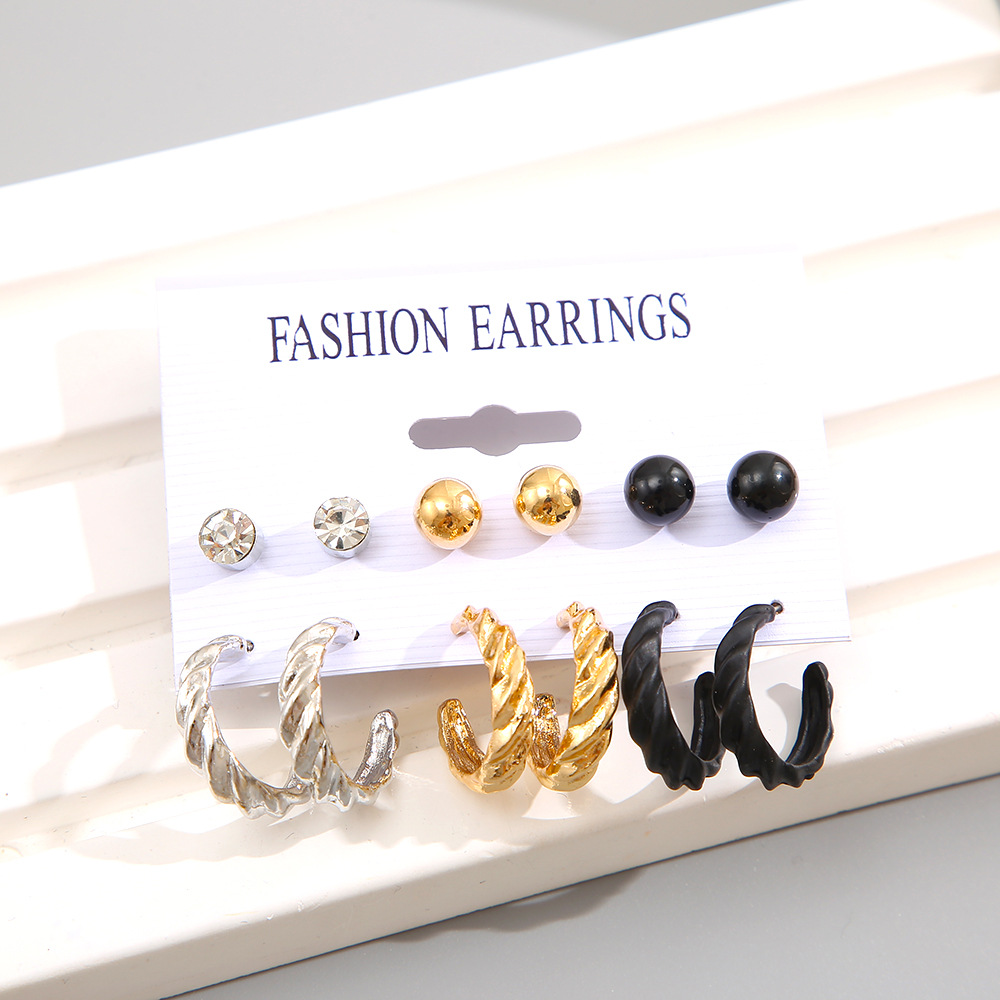 Women's Fashion Simple Style Geometric Alloy Earrings Plating Artificial Rhinestones Stud Earrings 1 Set display picture 3