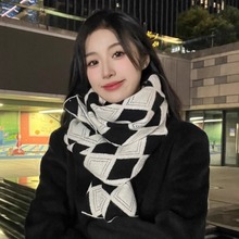 菱形格子围巾女韩版时尚简约百搭围脖秋冬学生双面针织披肩批发