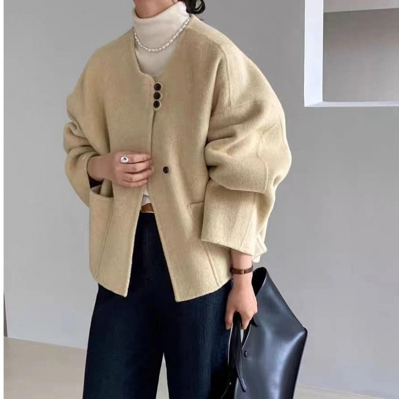 New Double-Sided Wool Coat for Women, Short Style, Autumn and Winter, New Round Neck, Petite, Korean Version, Loose and Stylish Woolen Coat New Double-Sided Wool Coat for Women, Short Style, Autumn and Winter, New Round Neck, Petite, Korean Version, Loose and Stylish Woolen Coat