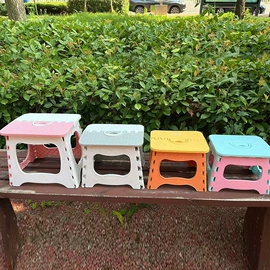 水桶、水缸;家用盆;折叠椅