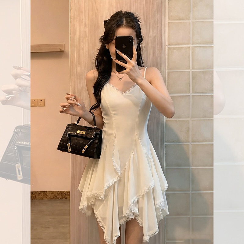 2026 French-Style Elegant Spaghetti Strap Dress for Women, New Spring/Summer Model, Simple and High-End, Available for Dropshipping, Supports Cross-Border New Arrivals 2026 French-Style Elegant Spaghetti Strap Dress for Women, New Spring/Summer Model, Simple and High-End, Available for Dropshipping, Supports Cross-Border New Arrivals