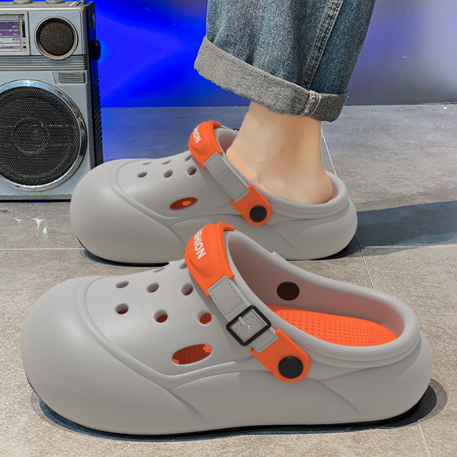 Baotou Hole Shoes Men's Summer Fashionable New Style Breathable All-match Outwear Hole Shoes Thick Sole Men's Soil Non-slip Deodorant