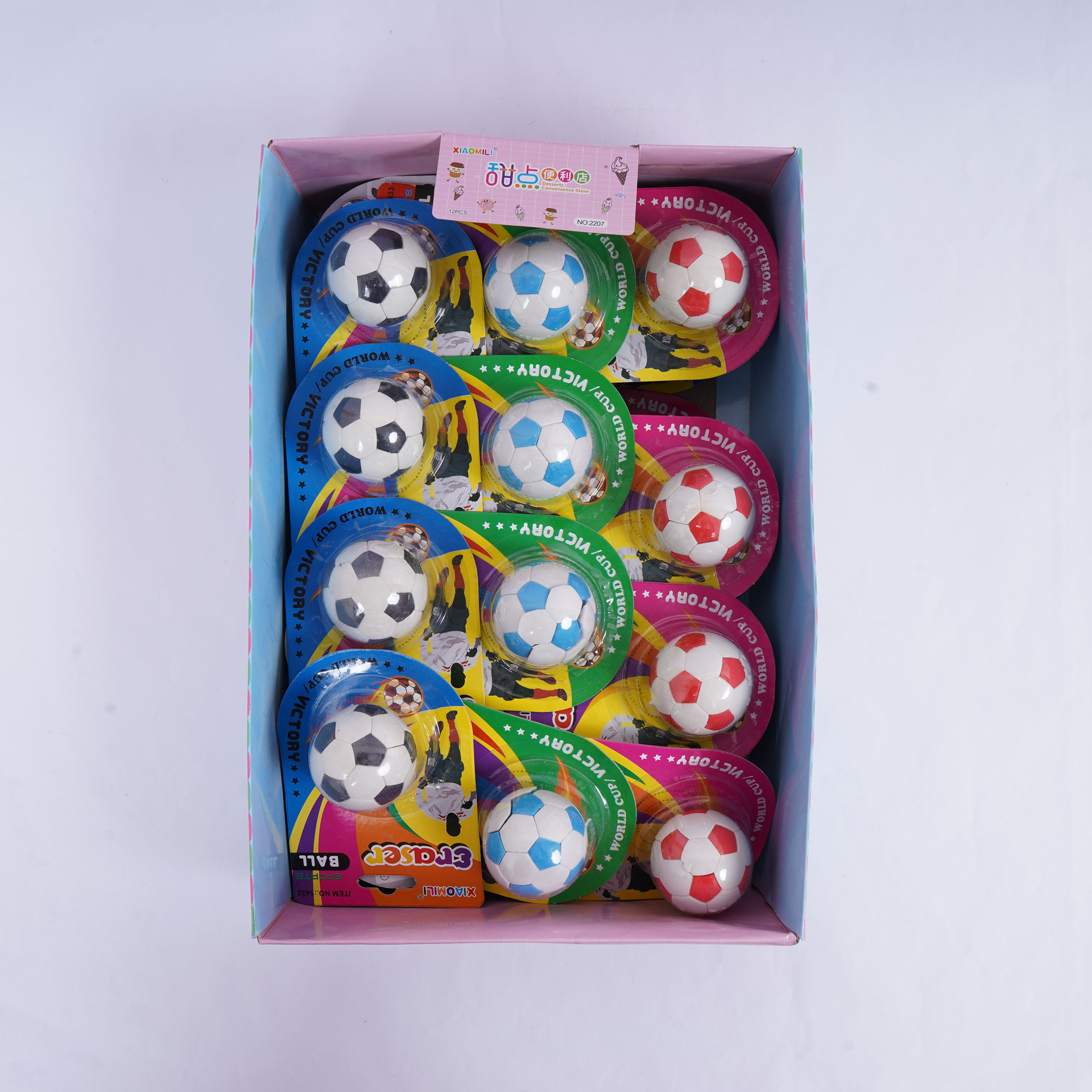 Fútbol de dibujos animados borradores creativos lindos estudiantes limpios sin rastros borradores modificados borradores transfronterizos