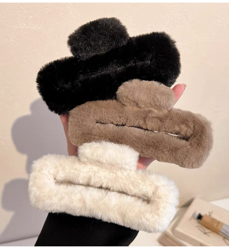 Plush Hair Clip For Women Simple Milk Coffee Colour Shark Clip_voghion.com