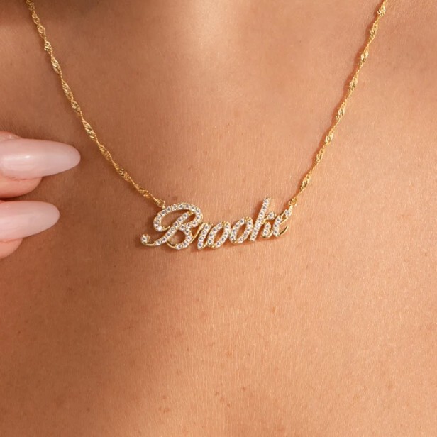Customized Diamond Necklace with Twist Chain and Hand-Engraved Name, a Gift for Her