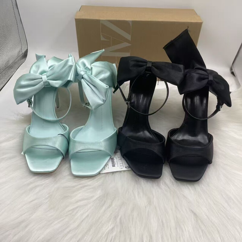 2025 New Summer Style French Bow Strap High Heels Female Fairy Style Open Toe One-Line Niche Sandals