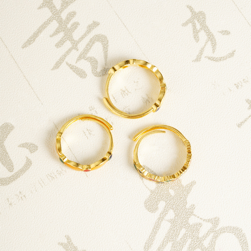 Anillo geométrico esmalte de oro vietnamita antiguo retro pareja de alto nivel nicho no se desvanece joyas al por mayor