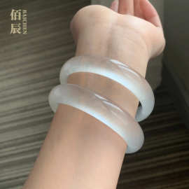 新坑翡翠冰种手镯水沫玉白月光玉镯完美冰透石英岩玉手镯