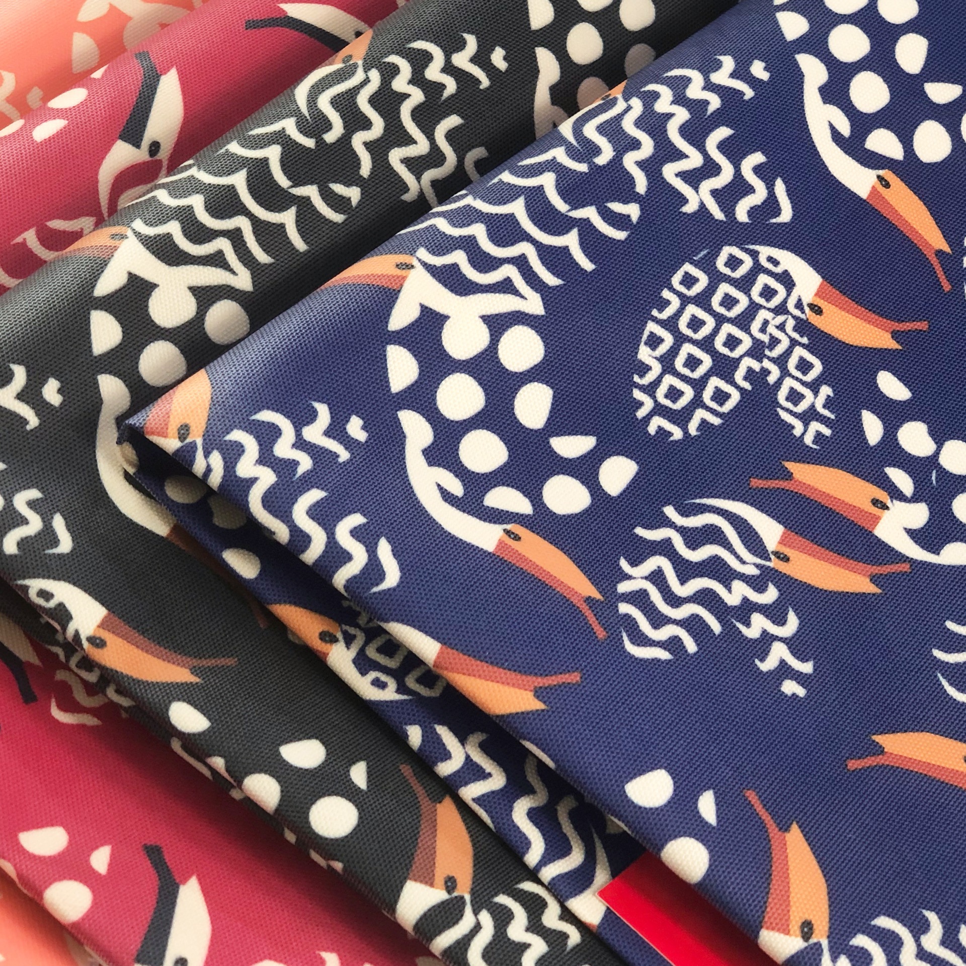 印花皮膜牛津布可爱卡通防水防污箱包饭盒袋保温包洗漱化妆包面料