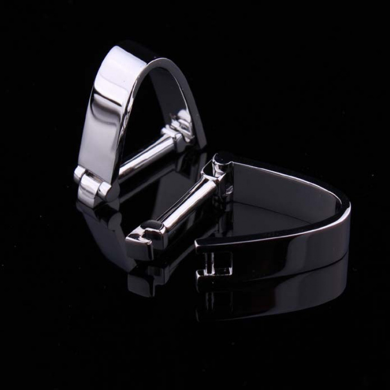 Novel styling metal bayonet cufflinks