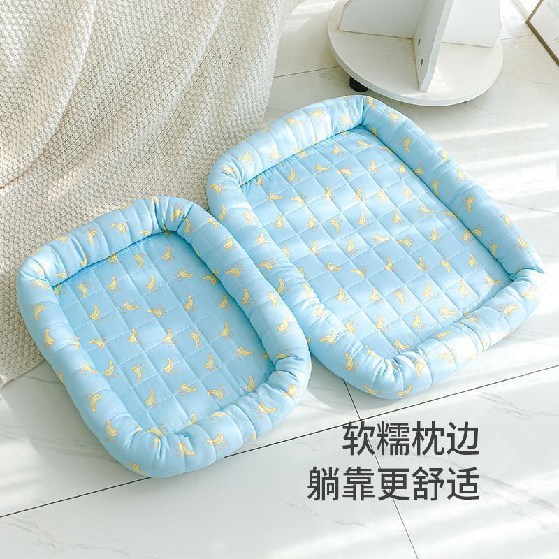 Alfombra de enfriamiento de verano para mascotas Alfombra de seda de hielo de verano para mascotas Cera fresca para gatos Alfombra para gatos Cama para perros impermeable y transpirable para mascotas