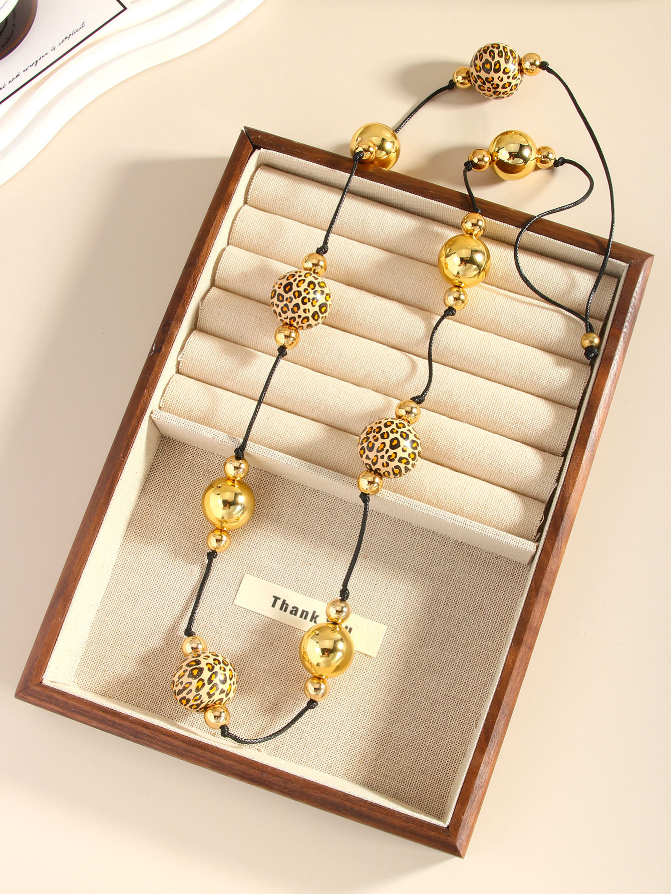 Necklace Classification Retro Leopard Wood Metal  Pendant Necklaces Wholesale