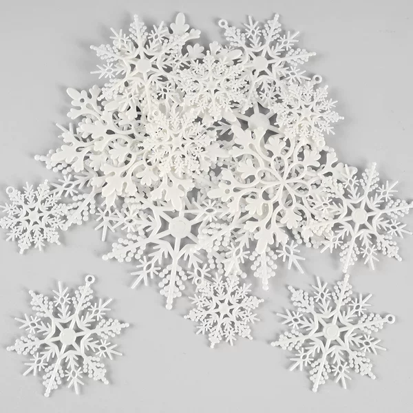 18 Pieces of Plastic Snowflake Hangings, Christmas Tree Decorations, Christmas Window Door Accessories, Snowflake Decorations Without Glitter Powder