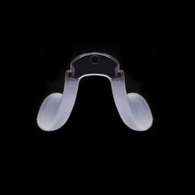 近视眼镜硅胶马鞍鼻托叶 一体式底部靠前孔位拧螺丝防滑鼻垫配件