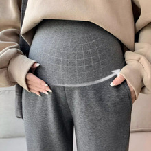热裤一条过冬孕妇裤加厚加绒保暖羊羔绒运动孕妇裤棉裤宽松卫裤