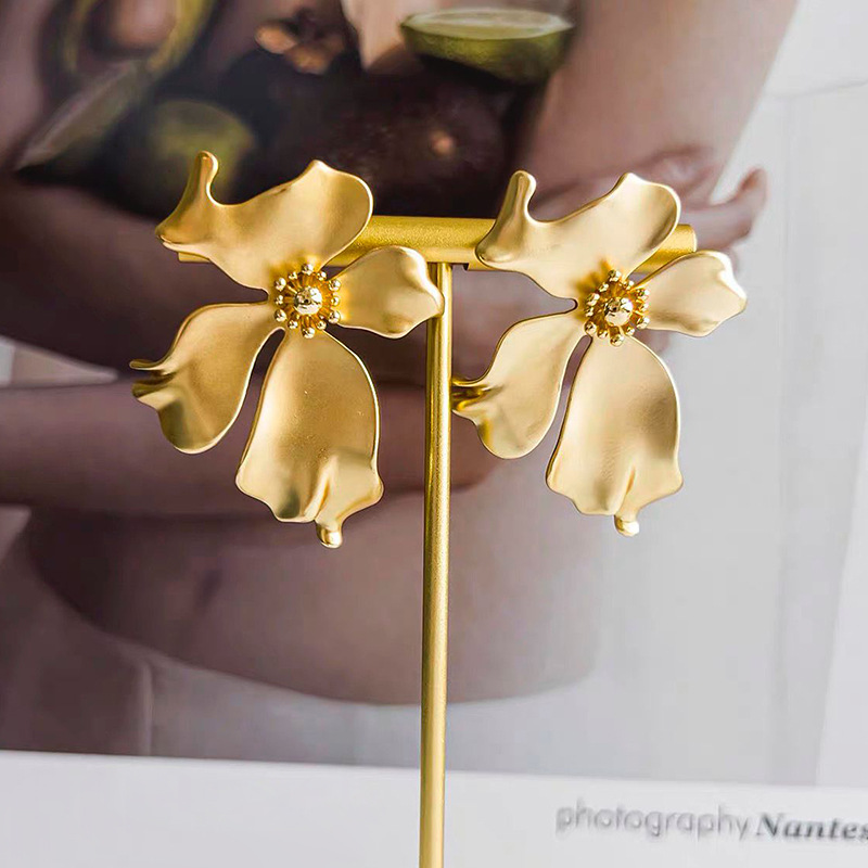 Fashion Flower Copper Inlay Zircon Ear Studs 1 Pair