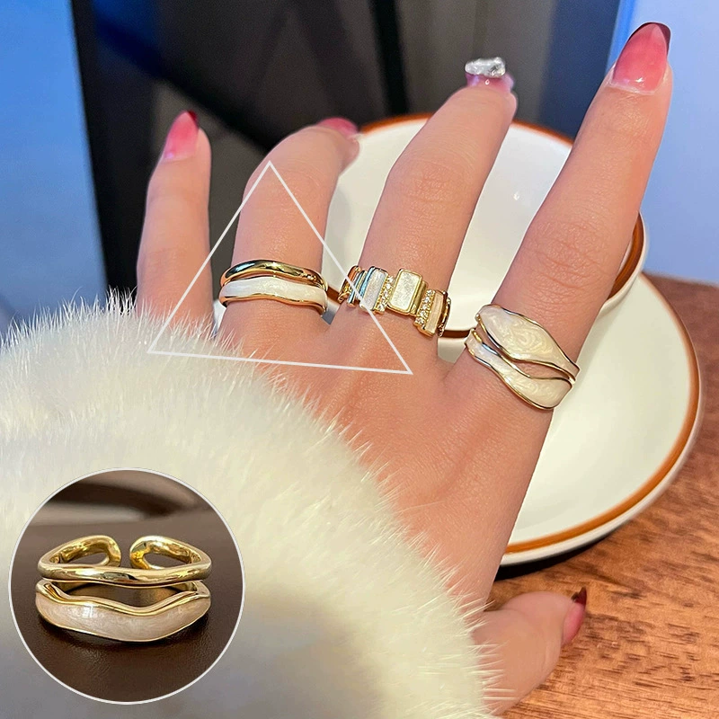 retro fashionable geometric ring hip-hop style, silver 925 sample, on index finger