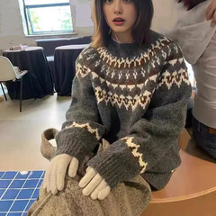 フェア島のセーターの女性は秋冬の新型のレトロで、モチモチとしています。