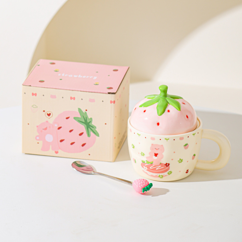 Taza de cerámica de oso de fresa con taza de regalo para chicas taza de marca doméstica de alto valor de pareja taza de desayuno de leche