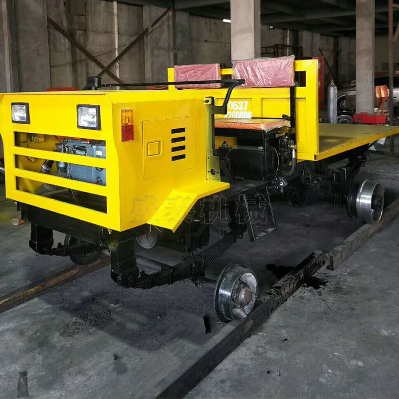 柴油式轨道四轮运输车 地铁轻轨平板运输车 铁路建筑轨道运输车