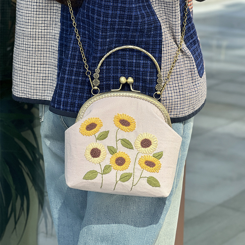 Lu bordado tela tela tridimensional bordado bolso de mano bordado a mano bolso de oro de boca de bricolaje bolso de material flor bolso de mensajero de doble uso