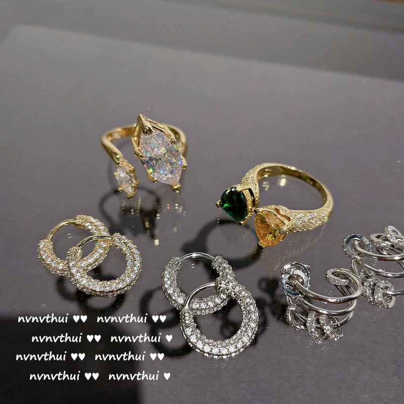 Сережки, цирконий, с драгоценной вставкой, тест 750 пробы золота