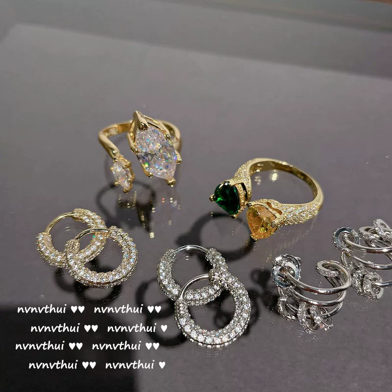 Сережки, цирконий, с драгоценной вставкой, тест 750 пробы золота