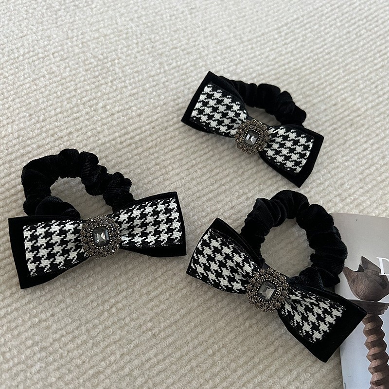Classico anello per capelli con diamante grigio pied de poule bianco e nero, fiocco delicato, semplice elastico per capelli in tessuto, anello giapponese e coreano per l'intestino crasso_voghion.com