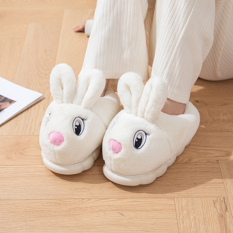 2023 Otoño e Invierno Nueva gama alta suave lindo conejo zapatos de algodón felpa cálida pareja zapatos de algodón en casa