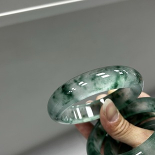 �S�����l�߱�ʯӢ������໨��l���CŮ������h�G���l��ʯ�C��