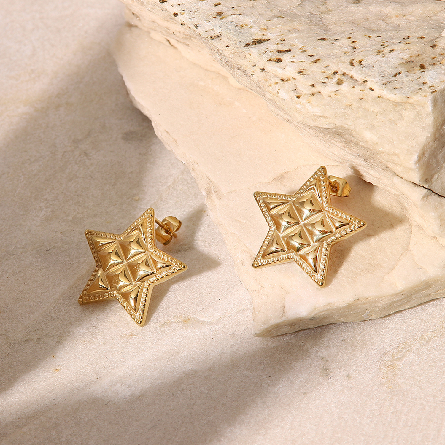 Retro Style Stainless Steel 14k Gold Plated Pentagram Stud Earrings display picture 4