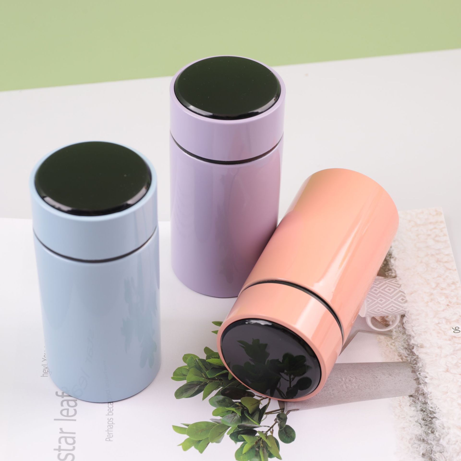 Taza de vacío de acero inoxidable transfronterizo mini taza de bolsillo estilo ins pantalla inteligente niños y niñas estudiante taza de agua regalo