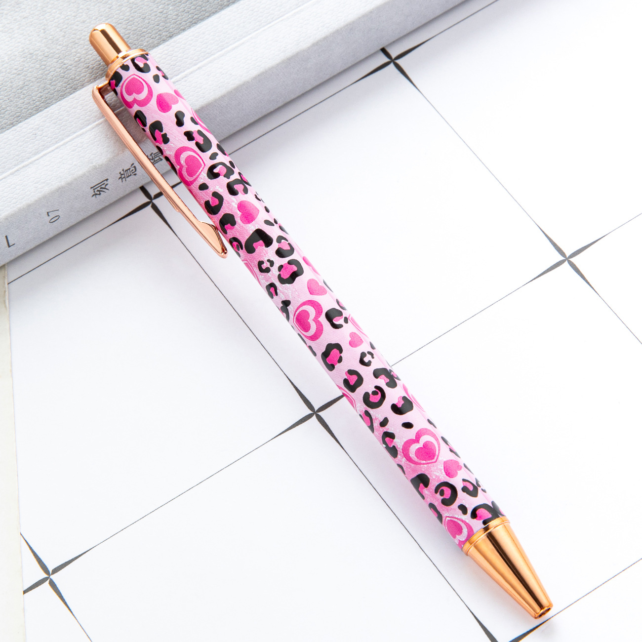 Nuevo Día de San Valentín empuje pluma linda chica corazón estudiante de Metal bolígrafo amor multi-color de transferencia de calor pintura película pluma