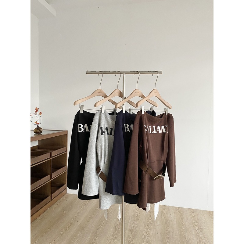 【Autumn New Arrival】秋日的美丽为你准备好#一字领字母连衣裙|undefined